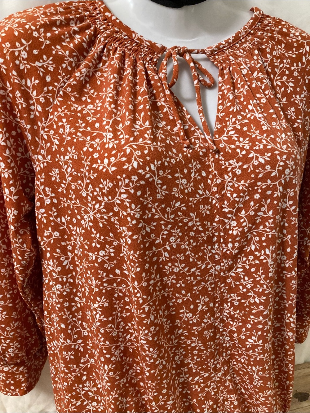 Reitmans Rust Floral Tie Neck Long Sleeve Blouse XXS